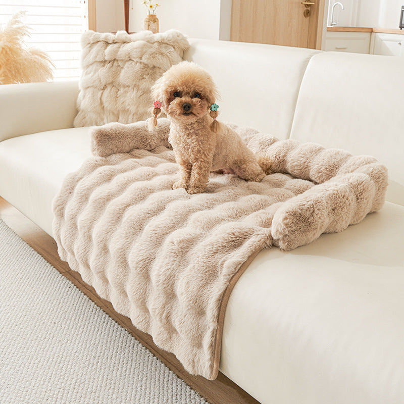 Thickened, warm and slip-resistant pet mat