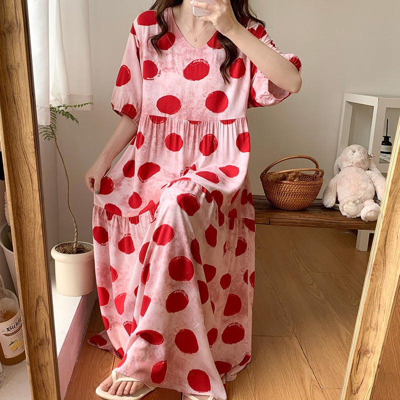 Loose-fitting loungewear for women