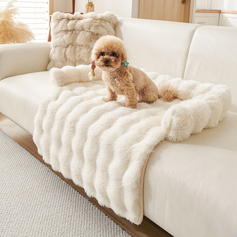 Thickened, warm and slip-resistant pet mat