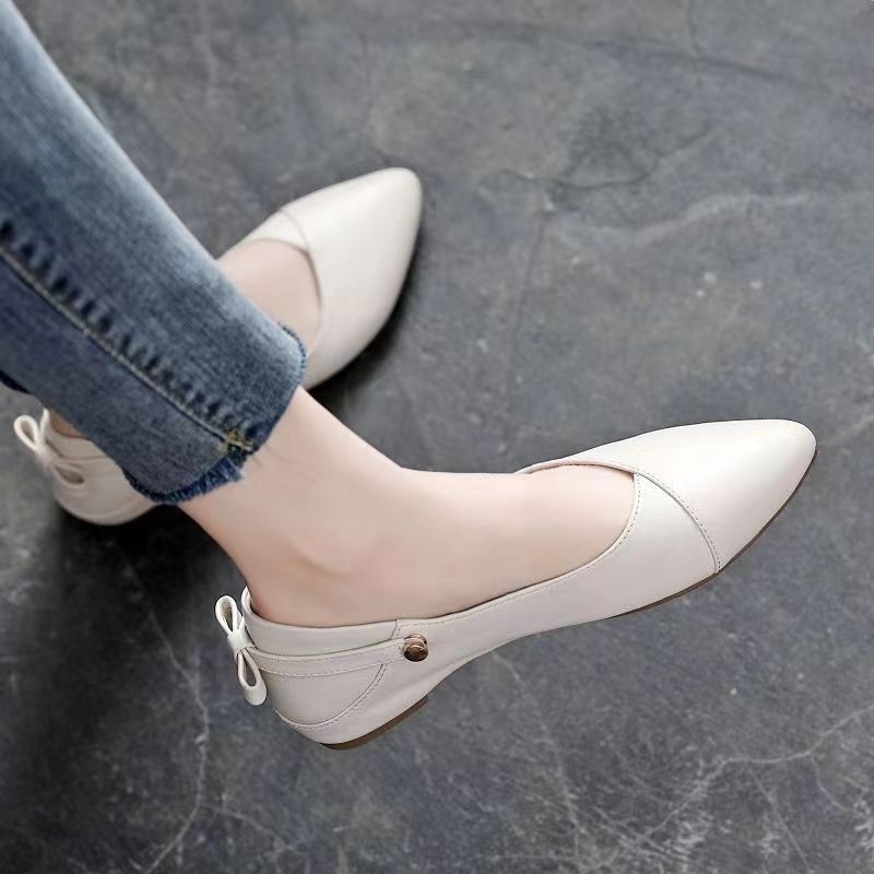 Soft Leather Non-Slip Pointed Toe Women's Flat Shoes