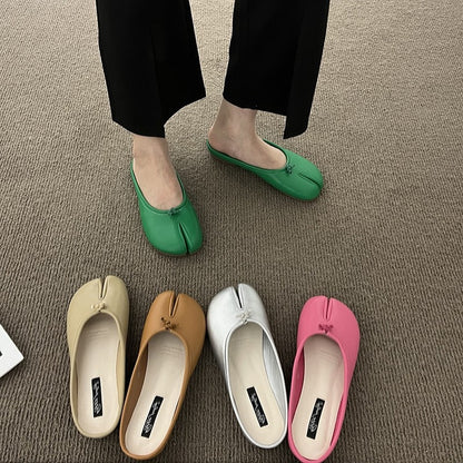 Women's flat loafers