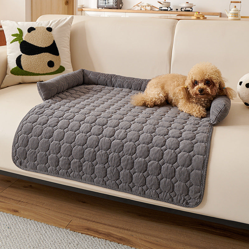 Thickened, warm and slip-resistant pet mat