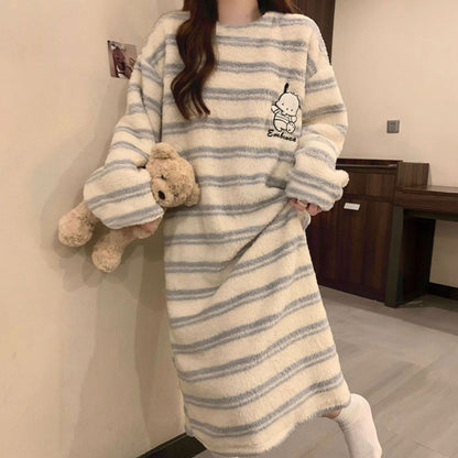 Mid-length striped pajamas