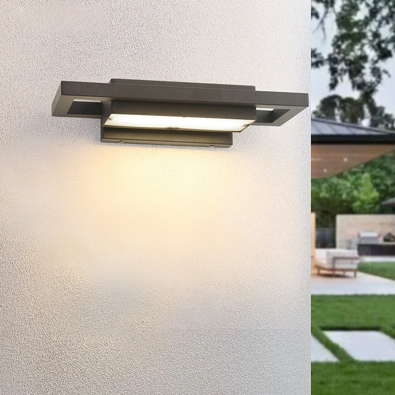 Outdoor Wall Lamp