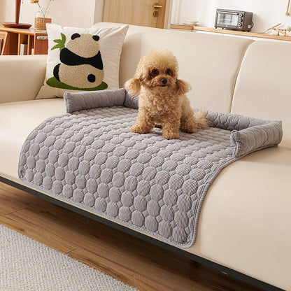 Thickened, warm and slip-resistant pet mat